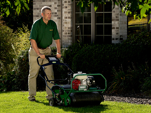 Now Hiring Lawn Care Technicians